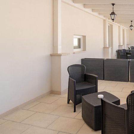 "Corte Mopps" Citta Della Ceramica Grottaglie - Spa Elysium Bagian luar foto