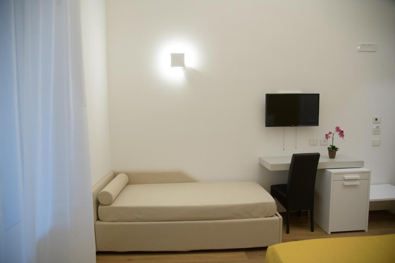 "Corte Mopps" Citta Della Ceramica Grottaglie - Spa Elysium Bagian luar foto