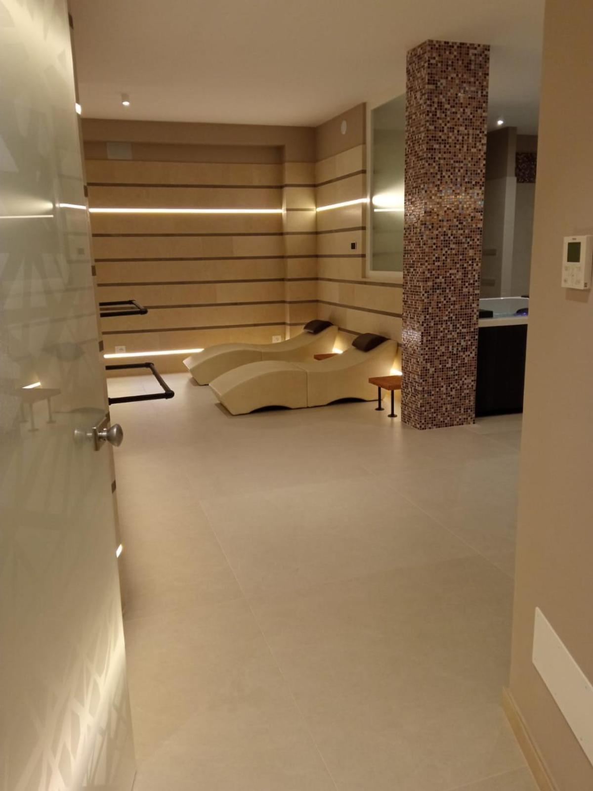 "Corte Mopps" Citta Della Ceramica Grottaglie - Spa Elysium Bagian luar foto